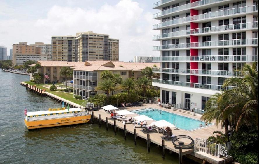 Studio In Hallandale 2 Beds شاطئ هالانديل المظهر الخارجي الصورة